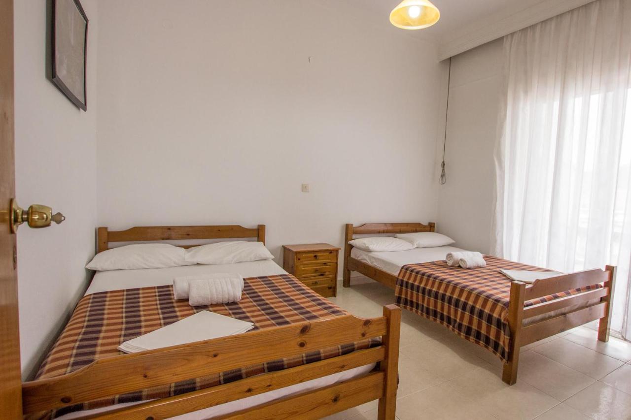 George Laz Rooms Nea Vrasna Luaran gambar