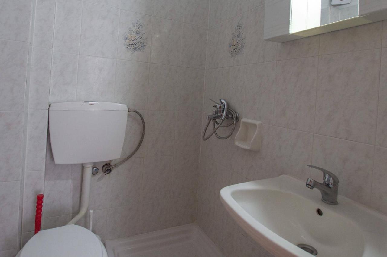 George Laz Rooms Nea Vrasna Luaran gambar