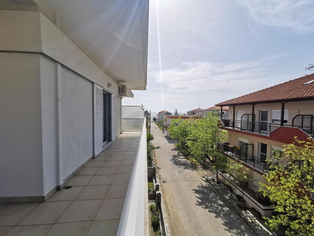 George Laz Rooms Nea Vrasna Luaran gambar